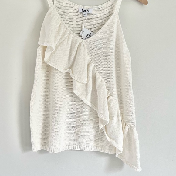 NWT 525 America Ruffle Front Knit Tank Top Cream White Women’s Size‎ Medium - Picture 8 of 10